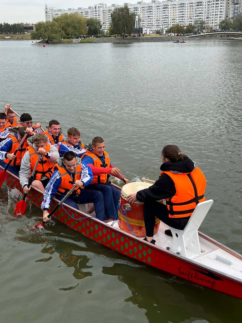 Гонки на драгонботах