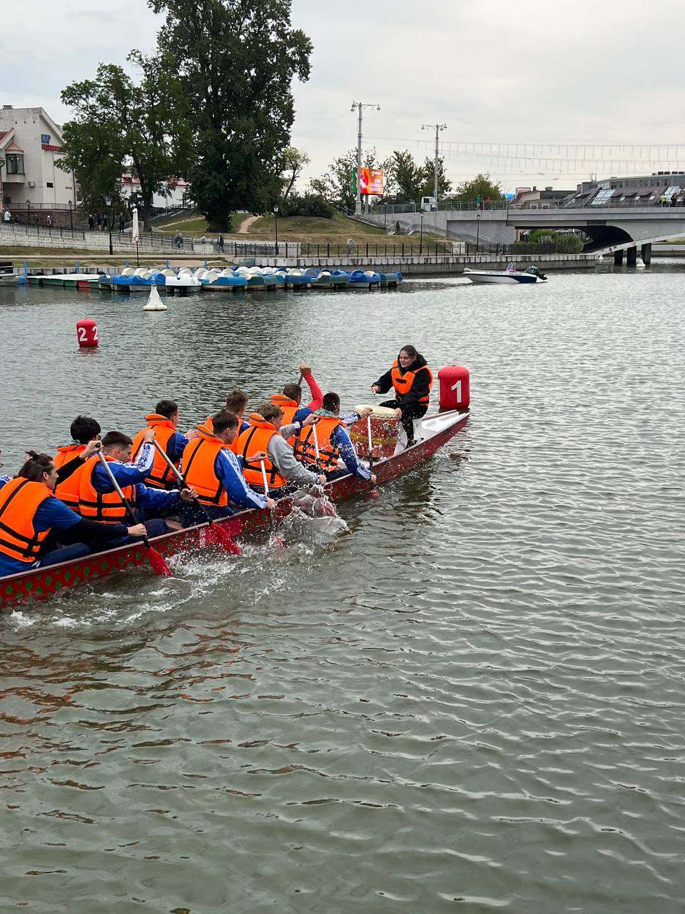 Гонки на драгонботах